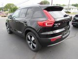 Used 2020 Volvo XC40 T5 Momentum w/ Protection Package image 6