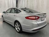 Used 2016 Ford Fusion SE image 5