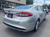 Used 2018 Ford Fusion SE image 2
