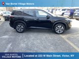 Used 2022 Nissan Rogue SV image 5