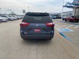Used 2017 Toyota Sienna XLE image 5