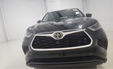 Used 2022 Toyota Highlander L image 2