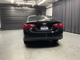 Used 2018 Chevrolet Malibu LT w/ Leather Package image 5