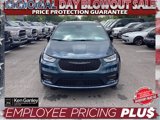 New 2025 Chrysler Pacifica Limited image 2