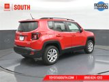 Used 2017 Jeep Renegade Latitude w/ Popular Equipment Group image 2