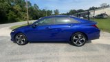 Used 2023 Hyundai Elantra SEL w/ Convenience Package image 5
