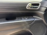 Used 2022 Jeep Grand Cherokee Laredo X image 6
