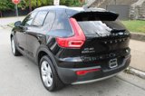 Used 2022 Volvo XC40 T5 Momentum image 5