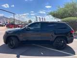 Used 2017 Jeep Grand Cherokee Altitude image 2