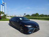 Used 2019 Toyota Camry SE image 3