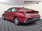 New 2025 Hyundai Elantra SE image 4