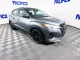 Used 2022 Nissan Kicks SV image 3