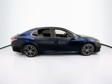 Used 2020 Toyota Camry SE image 4