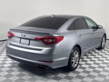 Used 2017 Hyundai Sonata SE image 5