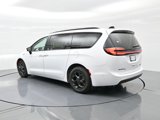 New 2025 Chrysler Pacifica Premium image 5