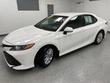 Used 2018 Toyota Camry LE image 4