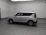 Used 2020 Kia Soul LX image 3