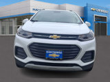 Used 2022 Chevrolet Trax LT w/ LT Convenience Package image 2