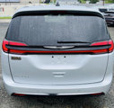 Used 2024 Chrysler Pacifica Touring-L image 6