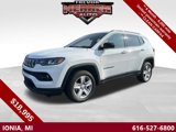Used 2022 Jeep Compass Latitude image 1