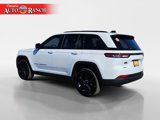 Used 2023 Jeep Grand Cherokee Altitude image 3