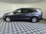 Used 2021 Chrysler Pacifica Touring image 2