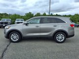 Used 2018 Kia Sorento L image 2