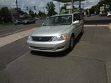 Used 2000 Toyota Avalon XLS image 2