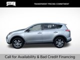 Used 2018 Toyota RAV4 LE image 2