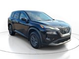 Used 2023 Nissan Rogue S image 2
