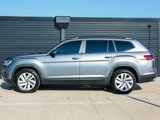 Used 2021 Volkswagen Atlas SE image 2