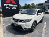 Used 2018 Nissan Rogue Sport SL image 2