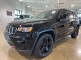 Used 2018 Jeep Grand Cherokee Laredo image 3