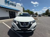 Used 2017 Nissan Rogue SV image 2