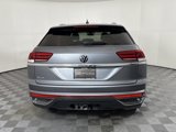 Used 2022 Volkswagen Atlas Cross Sport SE w/ Black Wheel Package image 4