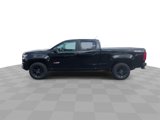 Used 2017 Chevrolet Colorado Z71 w/ Z71 Midnight Edition image 5