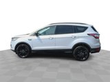 Used 2017 Ford Escape SE w/ SE Sport Appearance Package image 5