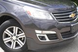 Used 2017 Chevrolet Traverse LT image 3