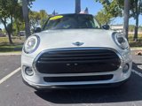 Used 2017 MINI Cooper 4-Door Hardtop image 3