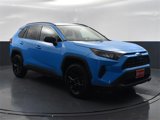 Used 2021 Toyota RAV4 LE image 4