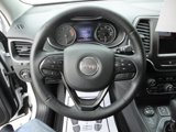 Used 2019 Jeep Cherokee Trailhawk w/ Cold Weather Group image 5