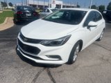Used 2017 Chevrolet Cruze Premier image 4