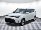 Used 2023 Kia Soul S image 2