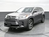 Used 2019 Toyota Highlander LE image 2