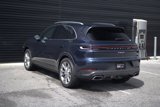 Used 2024 Porsche Cayenne image 3