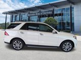 Used 2019 Mercedes-Benz GLE 400 4MATIC w/ Premium 2 Package image 3