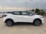 Used 2024 Nissan Kicks SV image 4