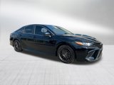 Used 2018 Toyota Camry SE image 2