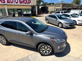 Used 2021 Ford Escape Titanium image 3