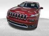 Used 2017 Jeep Cherokee Limited image 2